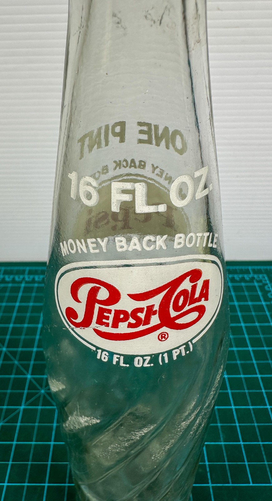 VTG Pepsi Cola 16 Oz Glass Soda Swirl Bottle Money Back Return Deposit Pint ACL