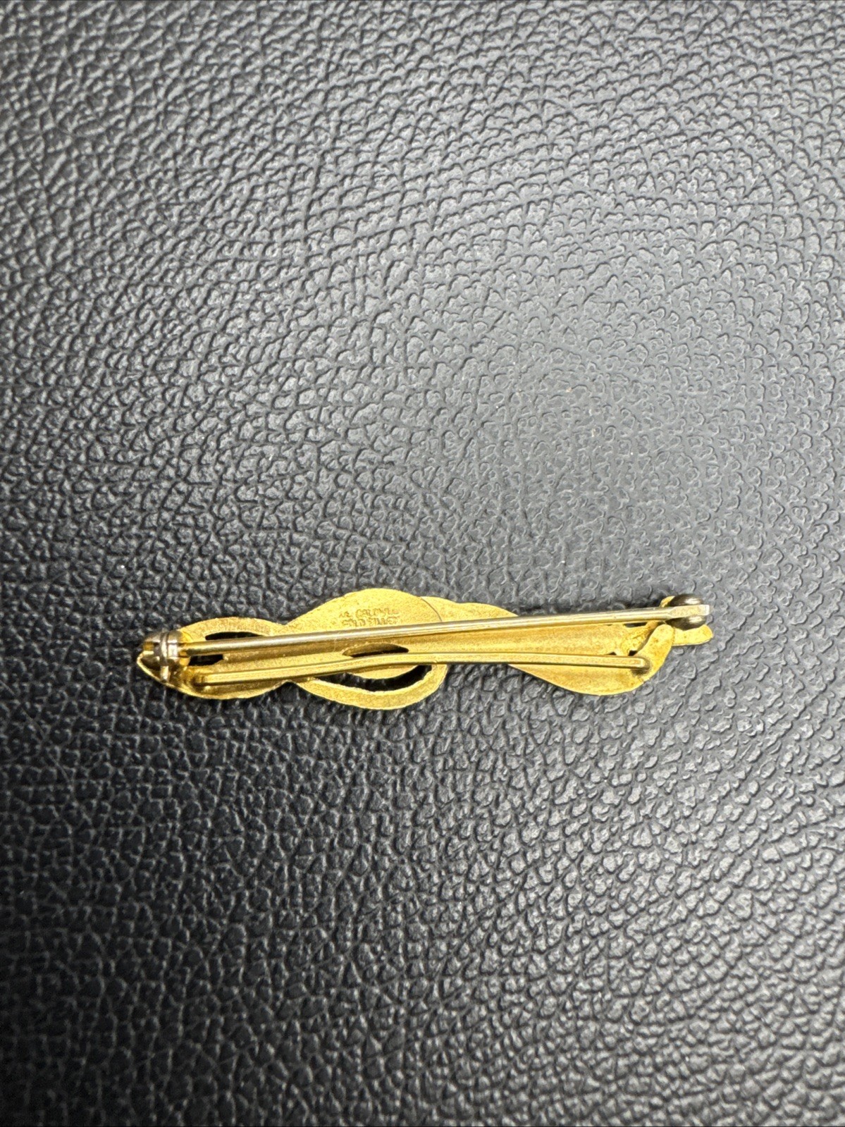 DAR honoring a specific patriot ancestor Gold Filled