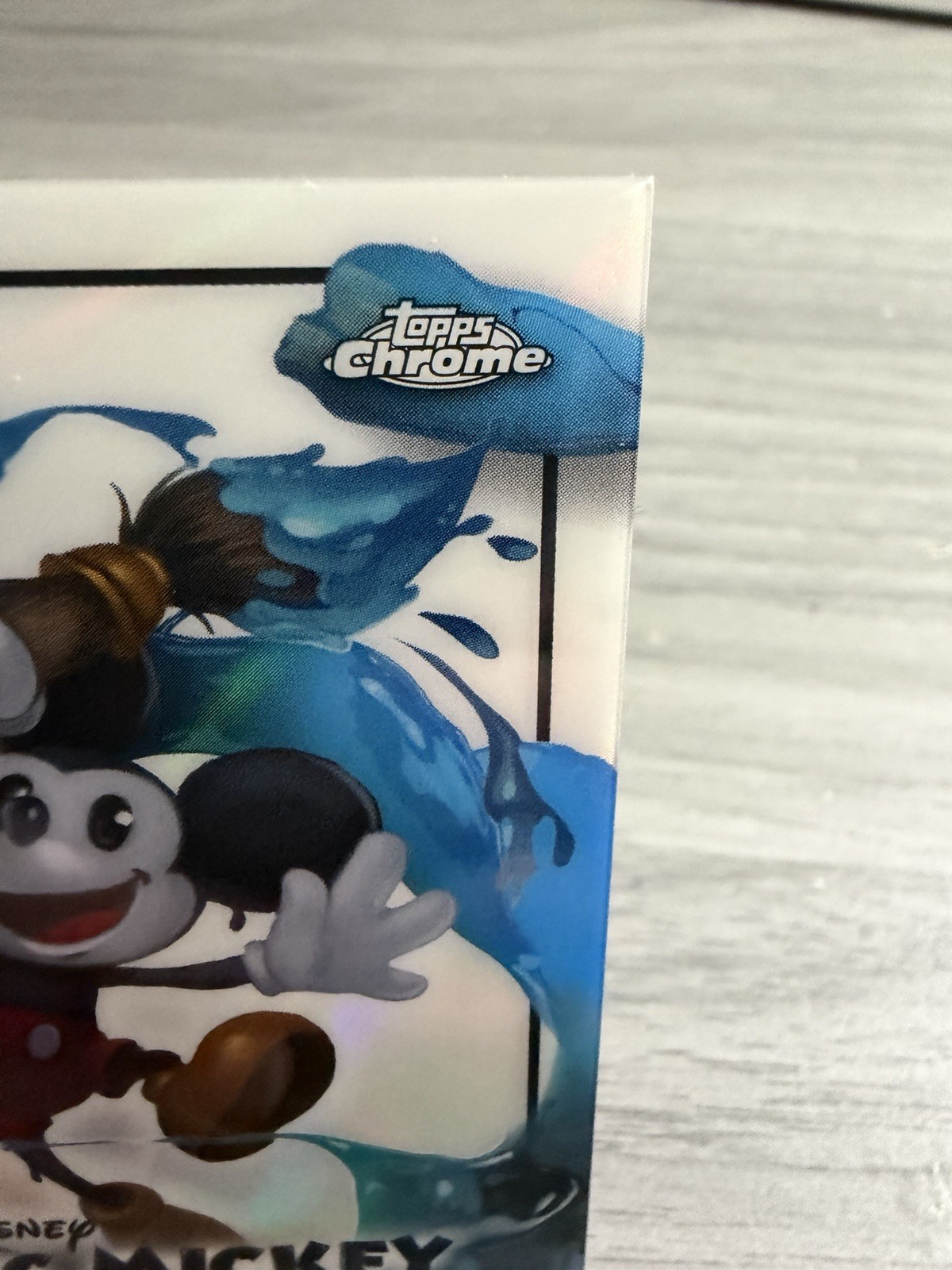 2026 Topps Chrome Neon Mickey Mouse Epic Mickey Refractor EM-1 B20