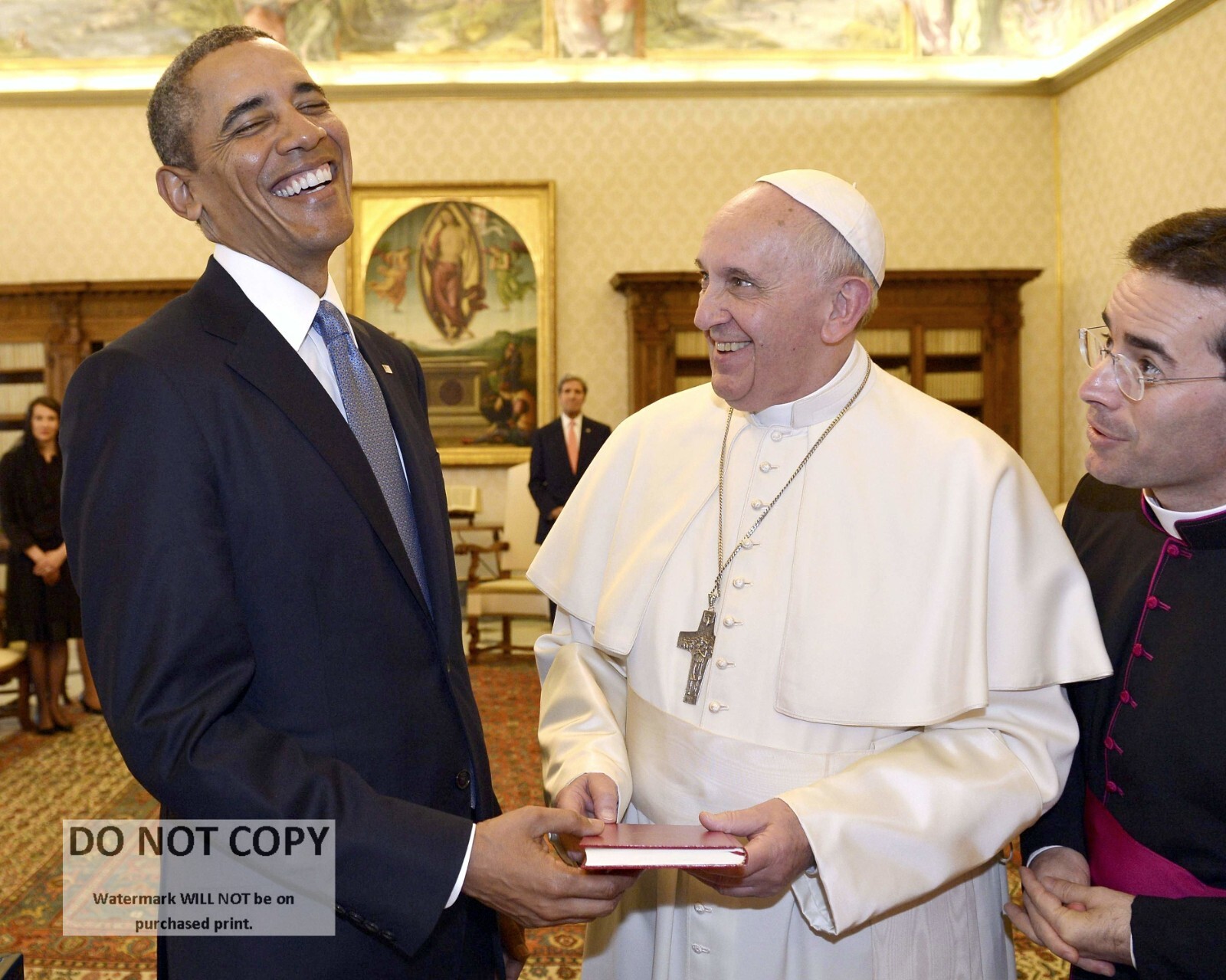 BARACK OBAMA AFTER PRIVATE AUDIENCE WITH POPE FRANCIS – 8X10 PHOTO (DA-467)