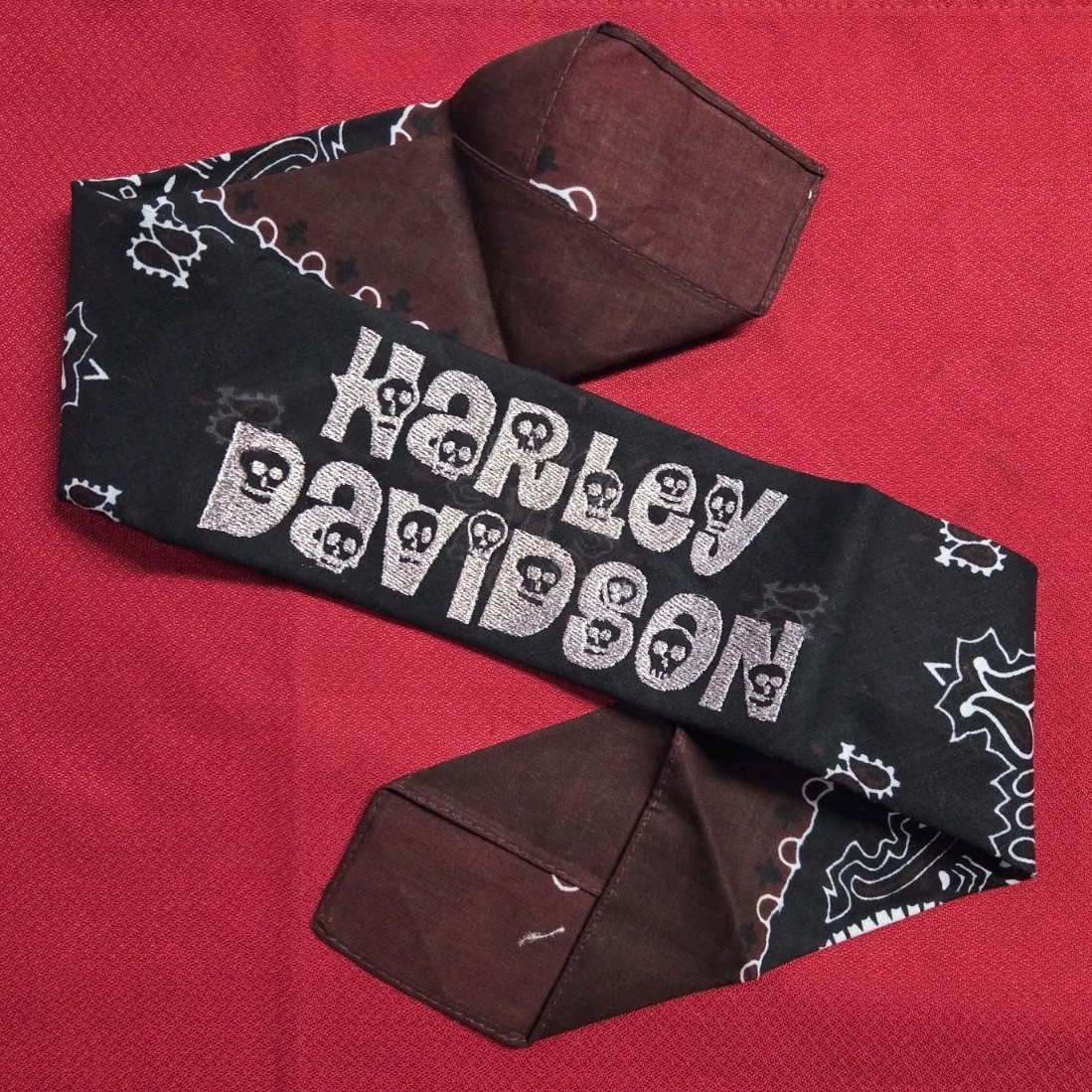 Embroidered Harley Davidson w Skulls Bandana, Black/Purple. NEW