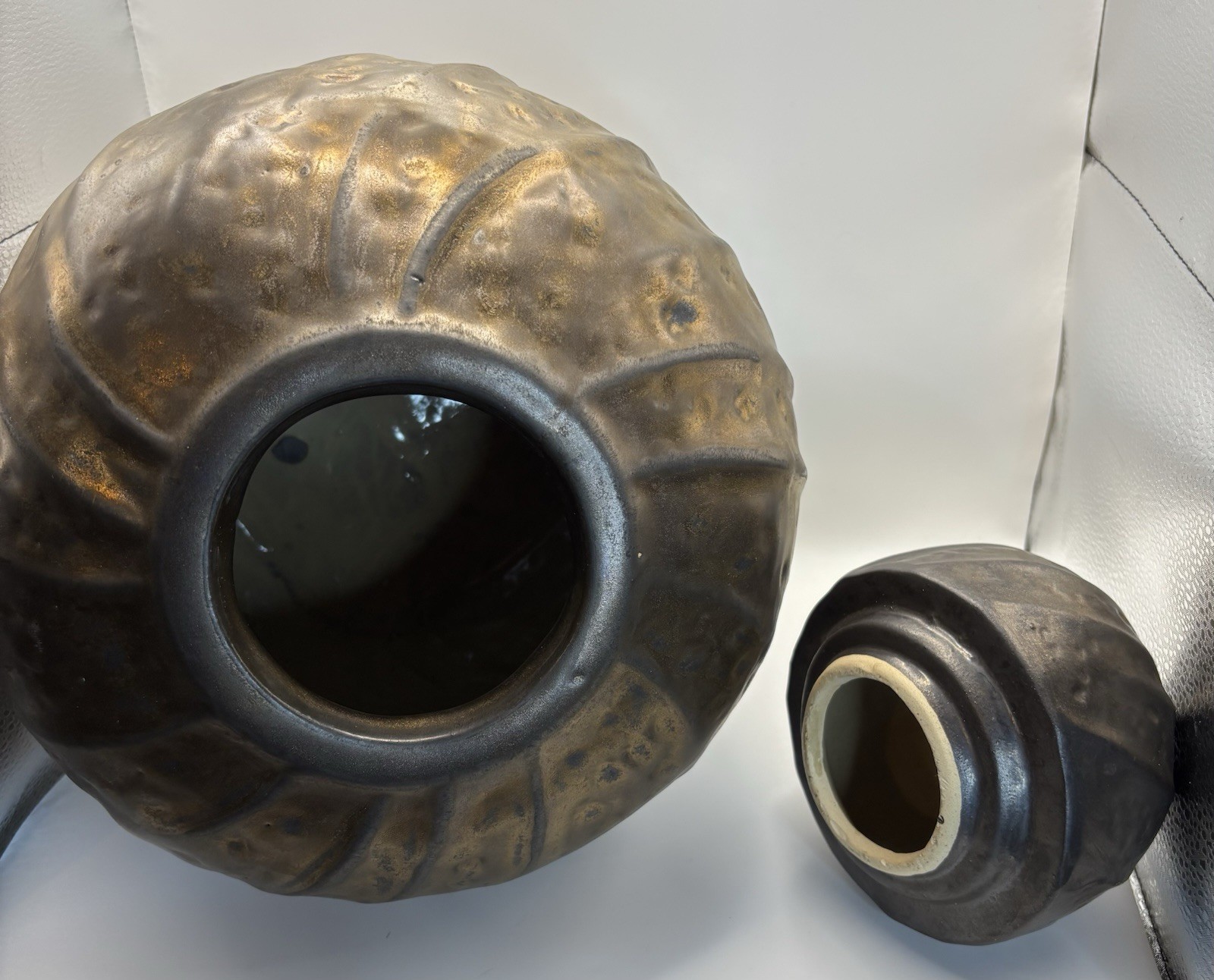 IMAX Ceramic Ginger Jar Vase Lid Faux Bronze Brass Swirl Urn Heavy Decor 15”