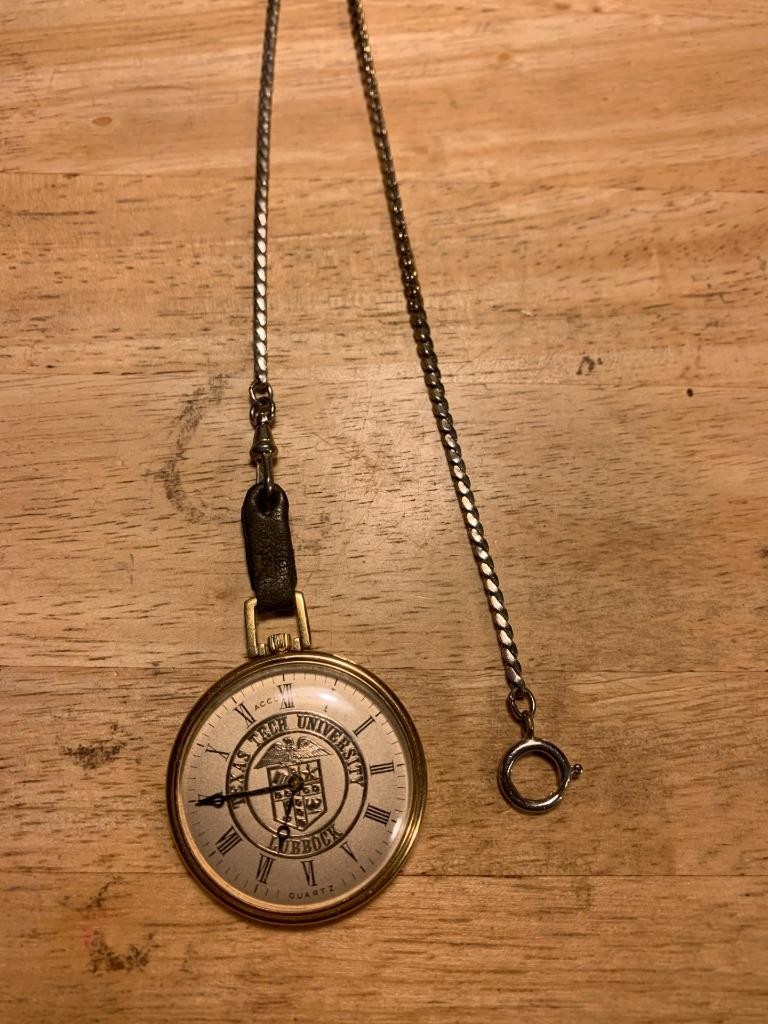 Vintage Bulova Accutron Quartz Tx Tech Pocket Watch w/ 12” Chain Swiss Movement