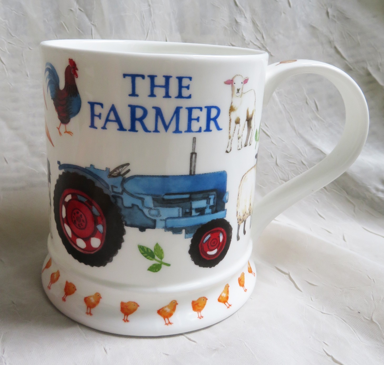 THE FARMER MUG- KATE MAWDSLEY DUNOON- COW TRACTOR CHICKENS -ENGLAND BONE CHINA
