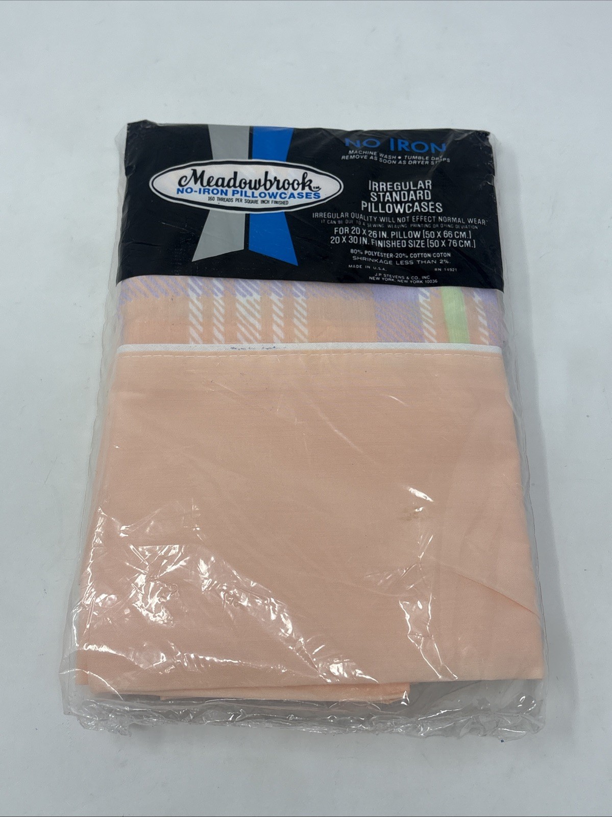 Vintage Meadowbrook Easy Care No-Iron 2 Standard Pillow Cases Peach Plaid
