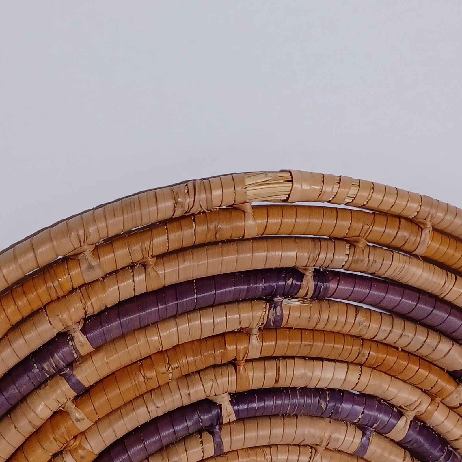 Woven Raffia Rattan Hot Plate Coaster Vintage Trivets 9.5in