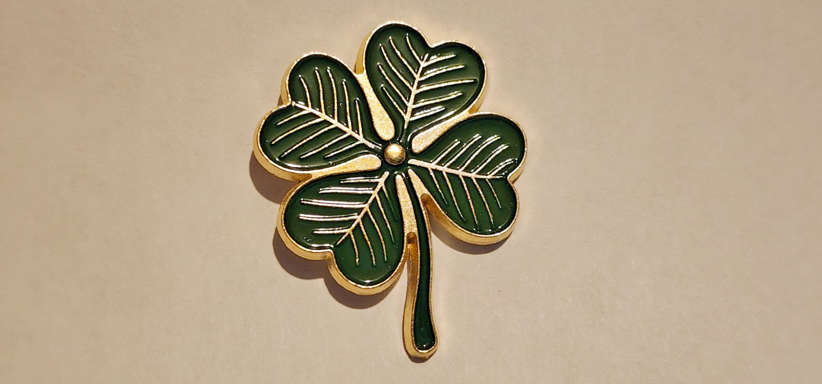 Lucky Four Leaf Clover Green And Gold Enamel Lapel Brooch Hat Pin