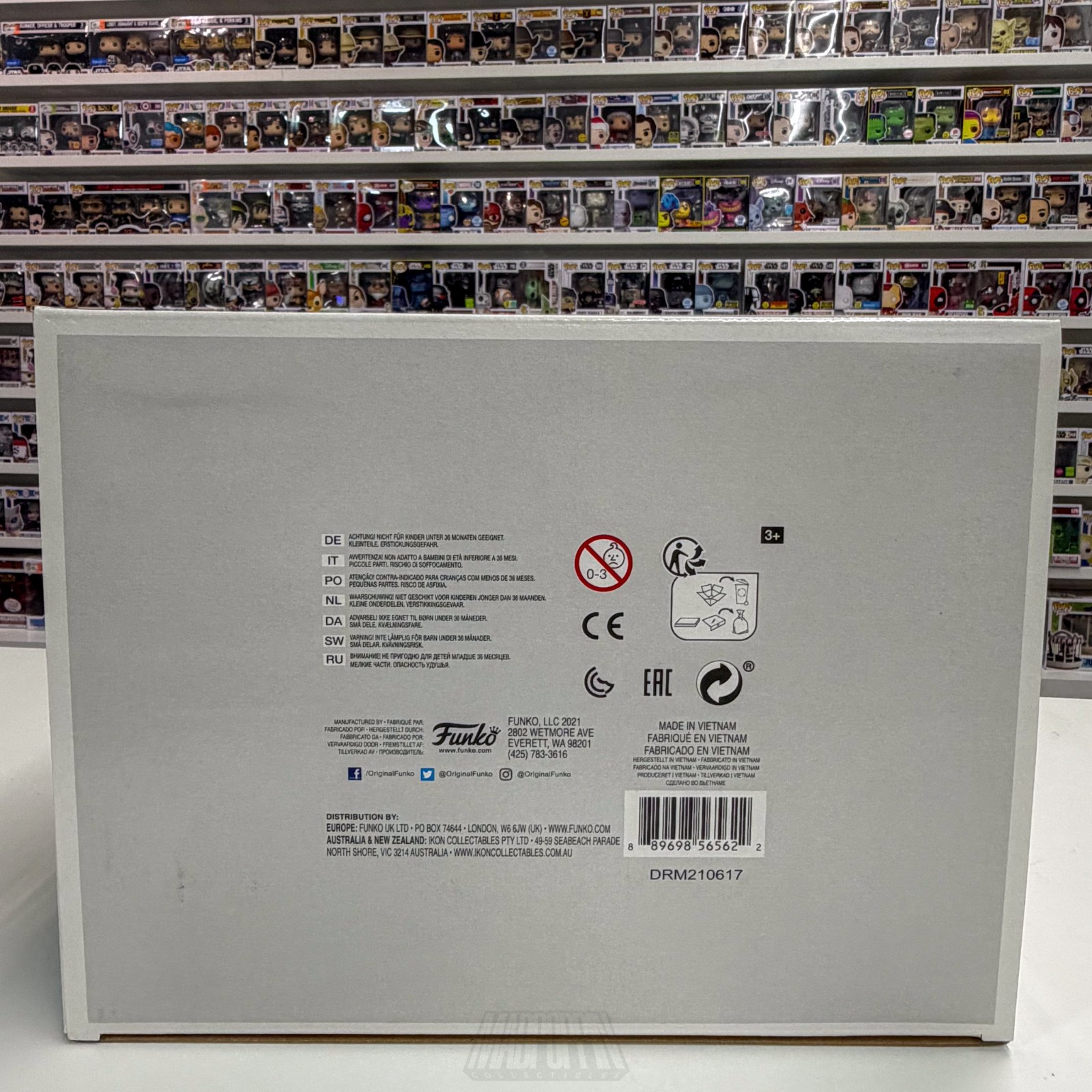 Funko Pop Movies Moments Jaws Shark Eating Boat GameStop 1145 Toy Vinyl Figure