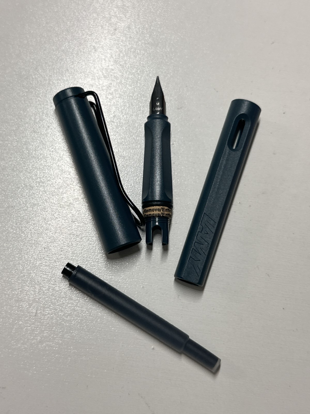 LAMY Safari Fountain Pen Petrol Medium Nib Black Ink Catridge NO BOX