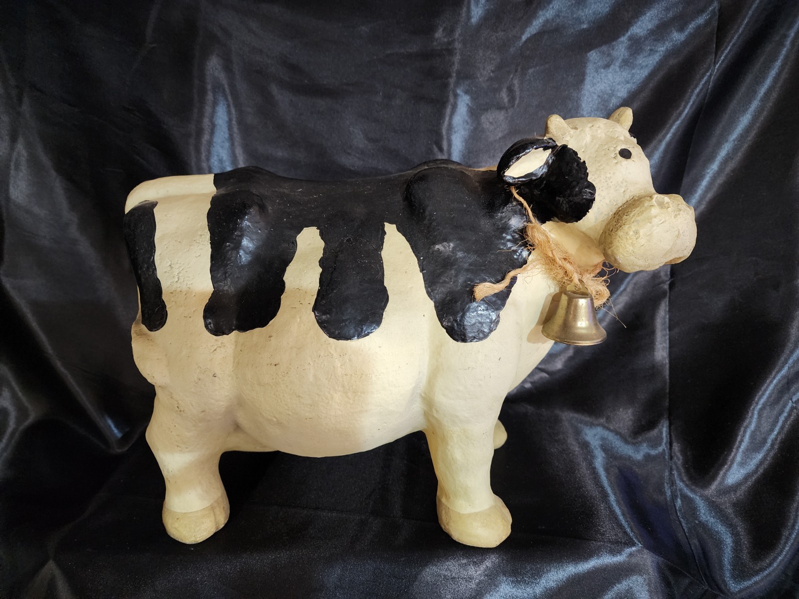 LARGE 14” Vintage COW Folk Art Figural Farm Animal HAND PAINTED