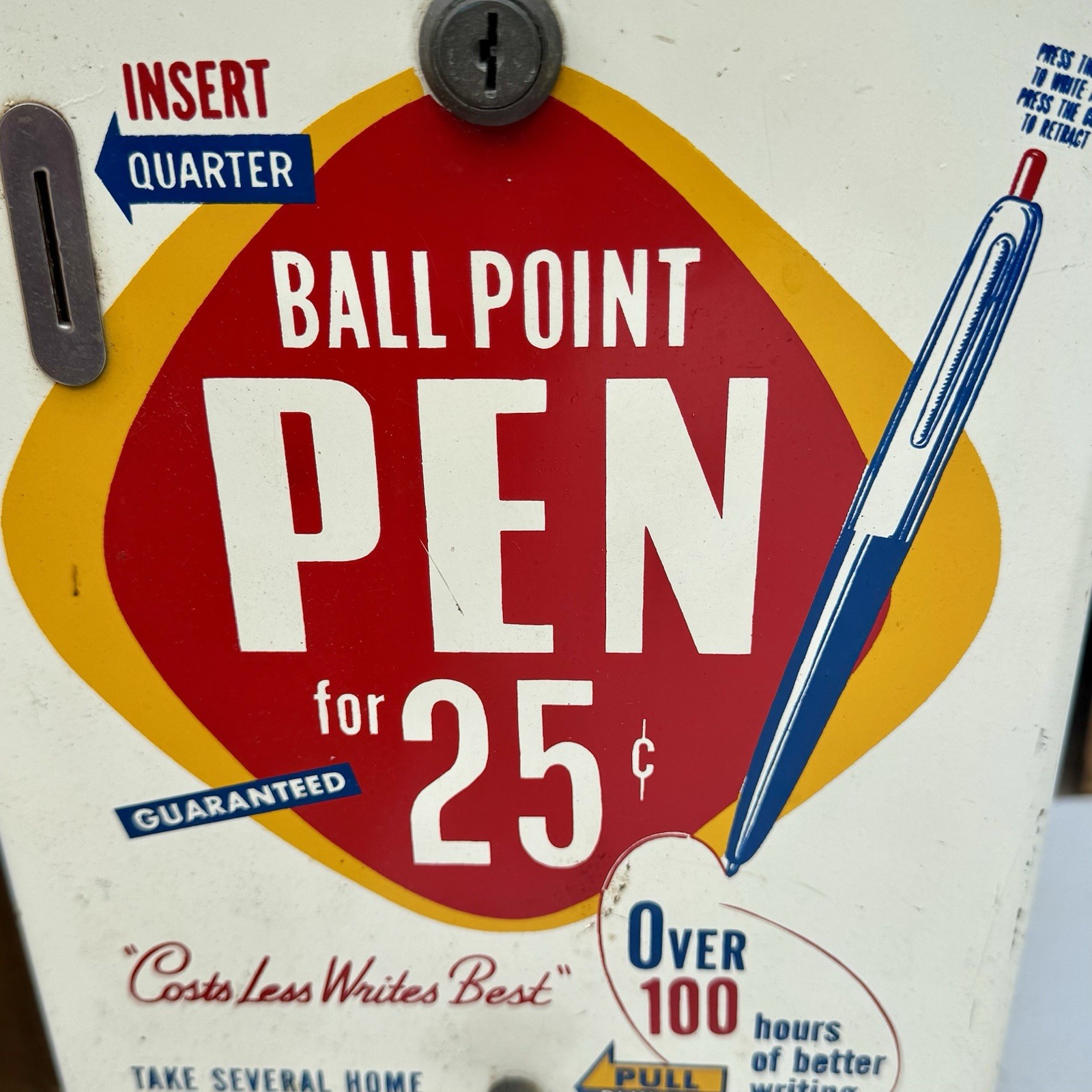 VINTAGE 1950’S BALL POINT PEN COIN OPERATED .25 CENT VENDING MACHINE