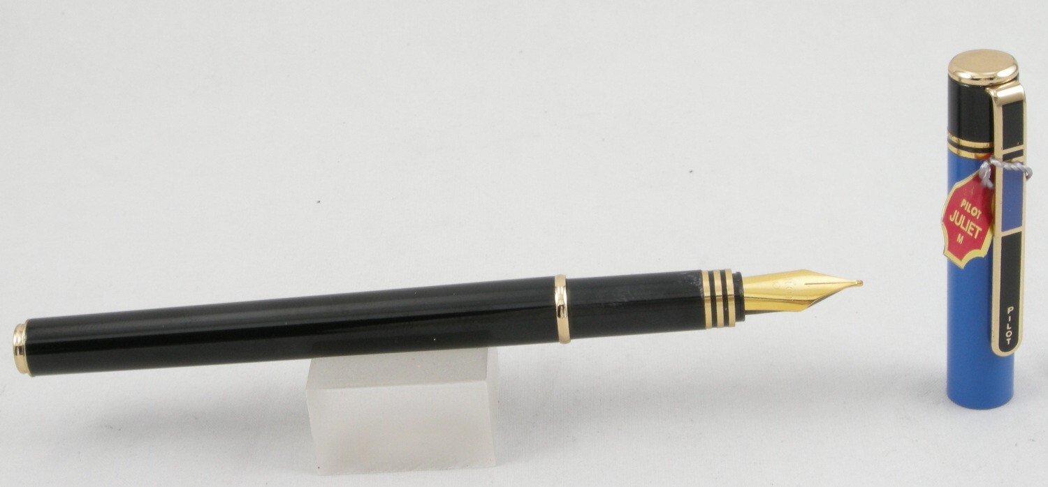 Pilot Juliet Black & Blue Fountain Pen – Medium Nib -1980’s -Mint New-Old-Stock
