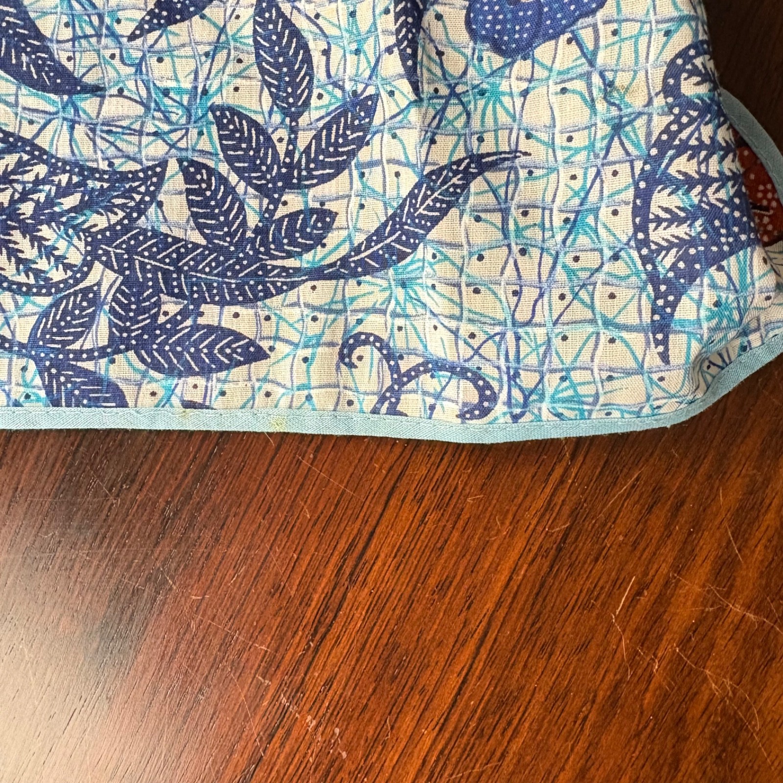 Vtg Fruit Of The Loom Bib Tie Back Easy Care Apron Blue Floral Pockets NOS READ