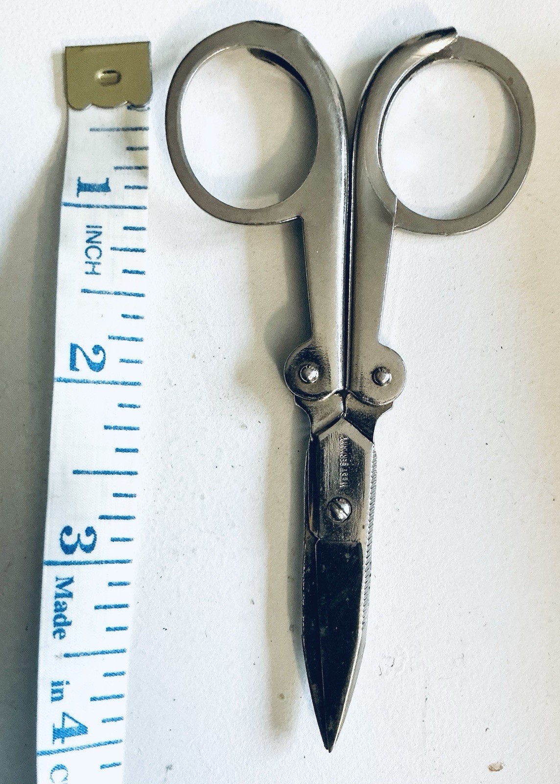 Vintage Folding Scissors West Germany Stainless Steel Sewing Thread Snips￼