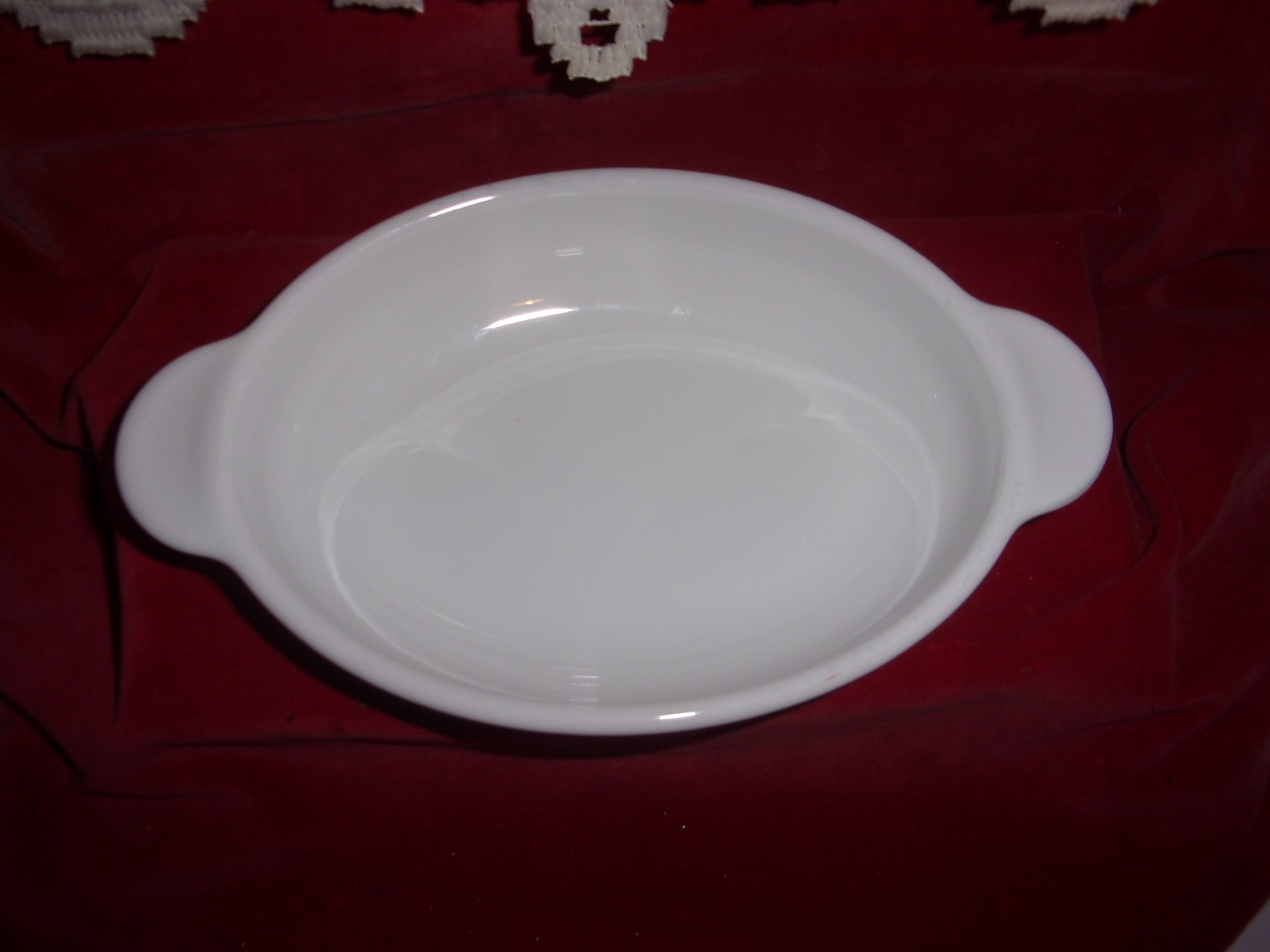 Corning Ware no pattern white Heat N‘ Eat small oval casserole w lid P 14B MINT