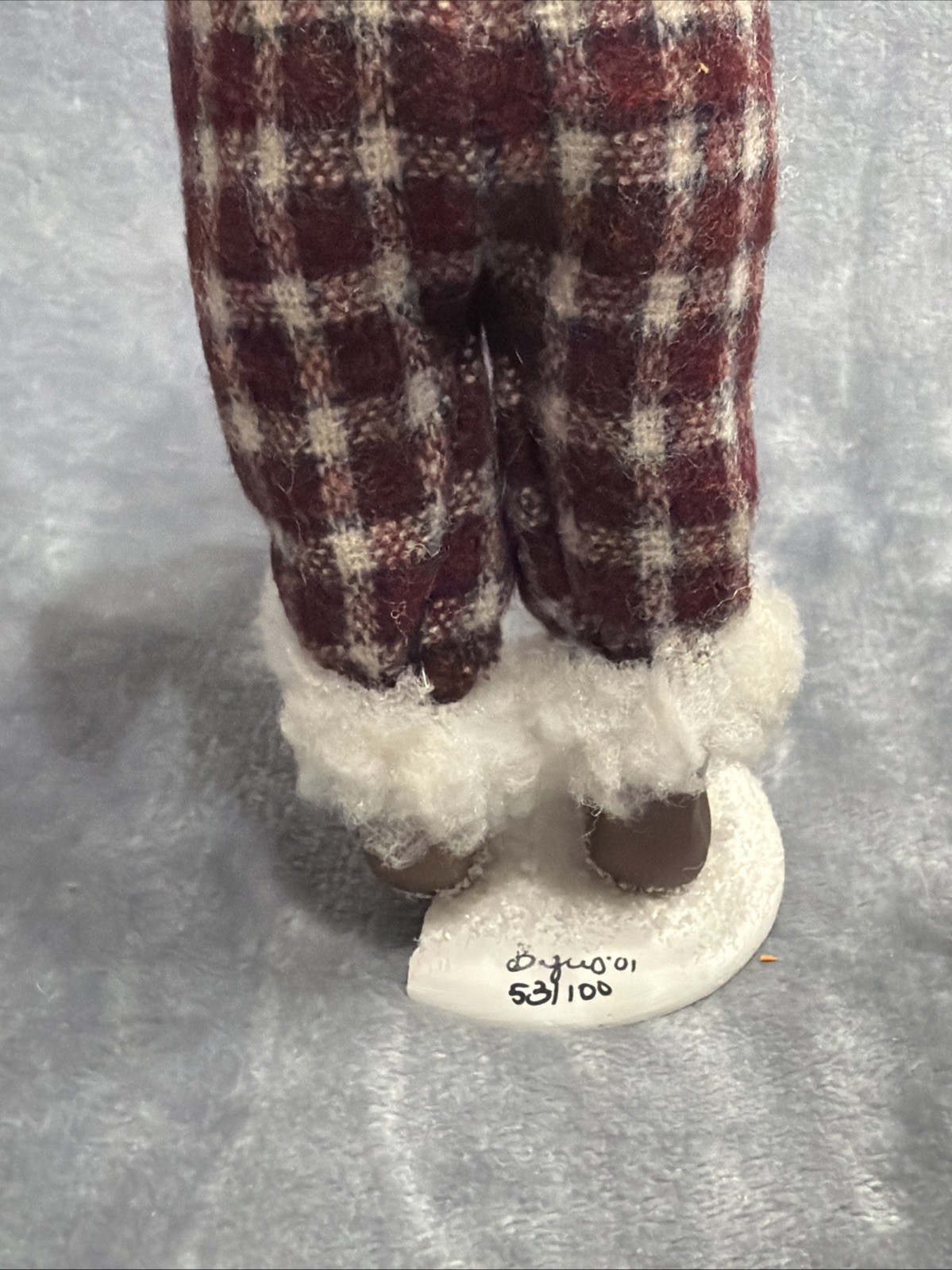 BYERS CHOICE CAROLERS CHILD with MARSHMALLOW CAMPFIRE 2 PIECE 53/100 SIGNED 2001