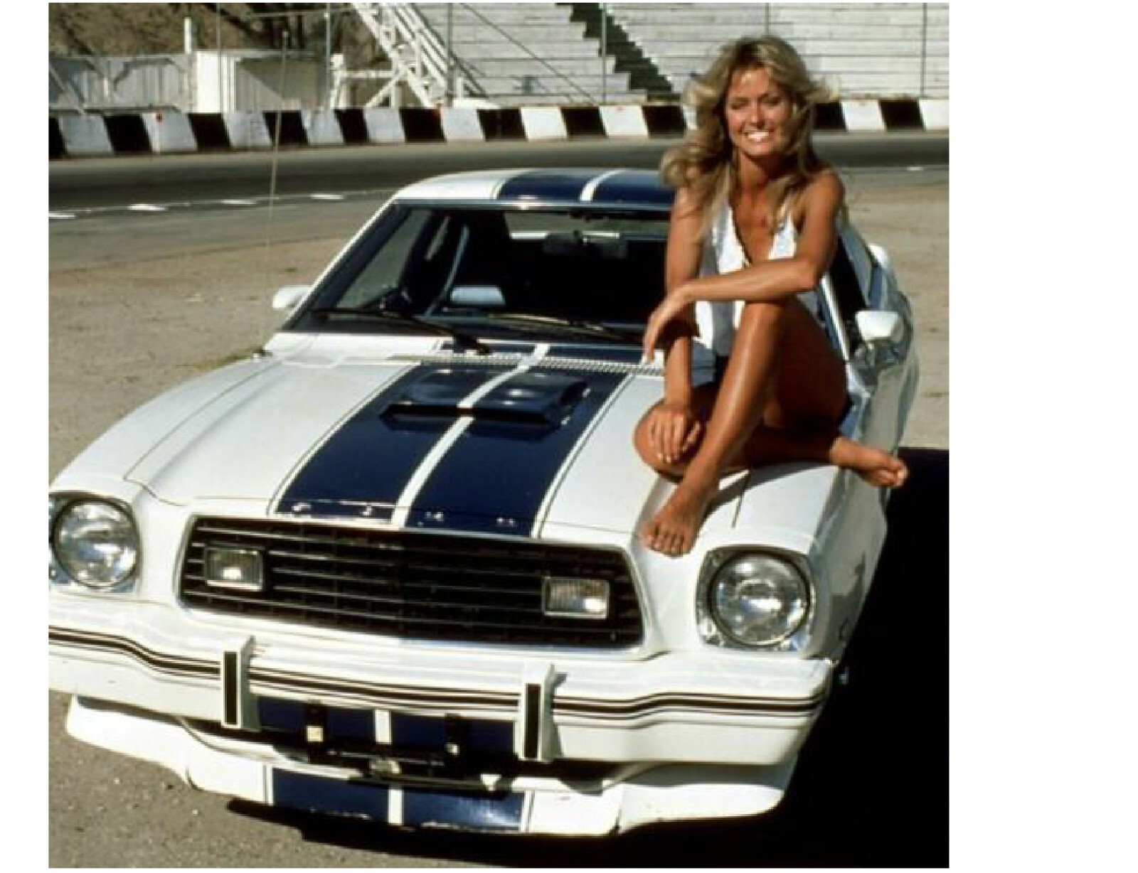 1977 Ford Mustang II Cobra w/Farrah Fawcett Refrigerator / Tool Box Magnet