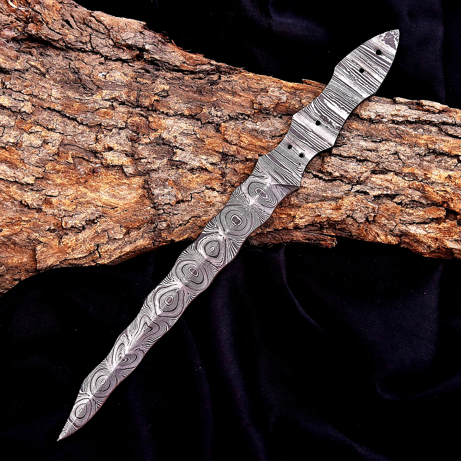 CUSTOM MADE HAND FORGED DAMASCUS STEEL BLANK BLADE TRI DAGGER KNIFE UU 65