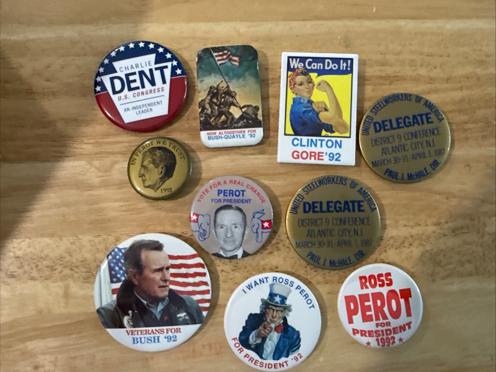 1992 VETERANS FOR BUSH – large pin – excellent condition!