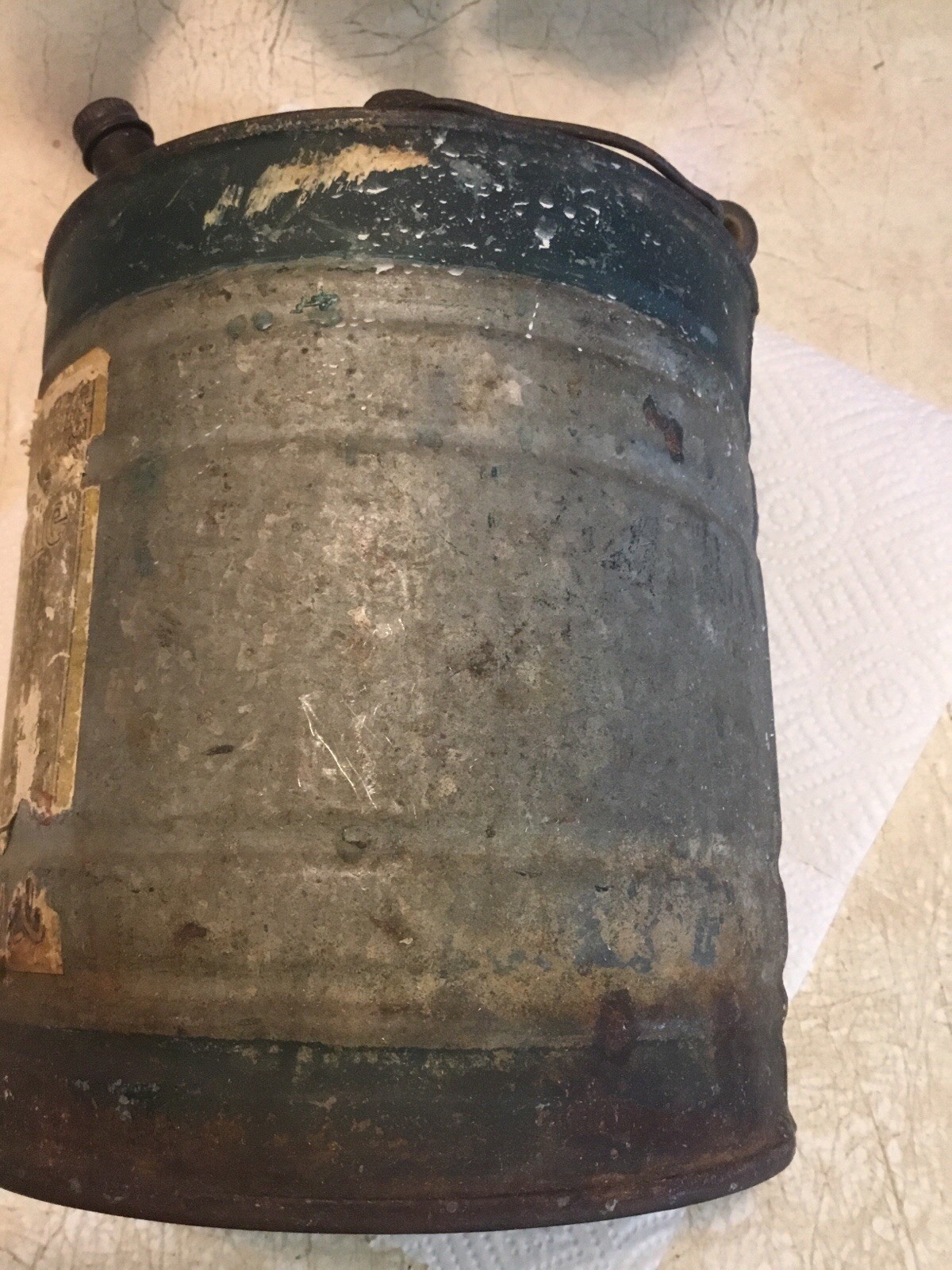 Vintage CANCO Galvanized Steel Gas Can Wood Handle Works Hardware Kentucky
