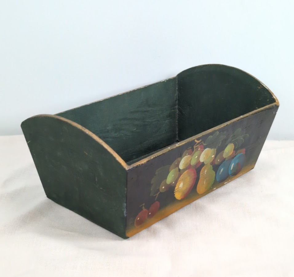 VTG Green Wooden Box Organizer w/ Hand-Painted Fruit Design | Primitive Folk Art
