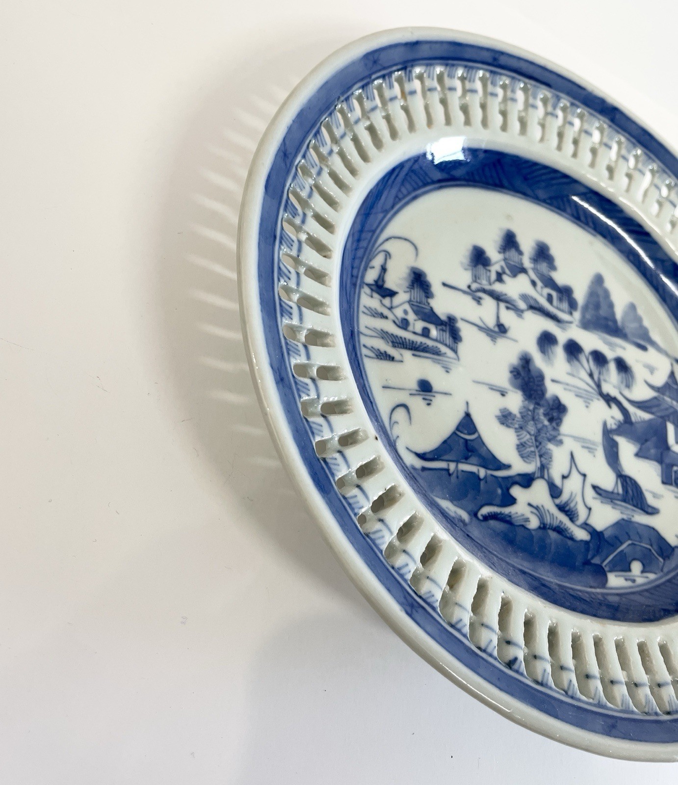Canton Blue & White Porcelain Chestnut Stand Plate Chinese Export 19th Century