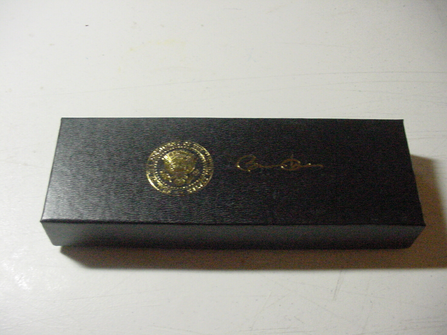Presidential seal President BARACK OBAMA BLACK Ballpoint Pen – Free Shipping