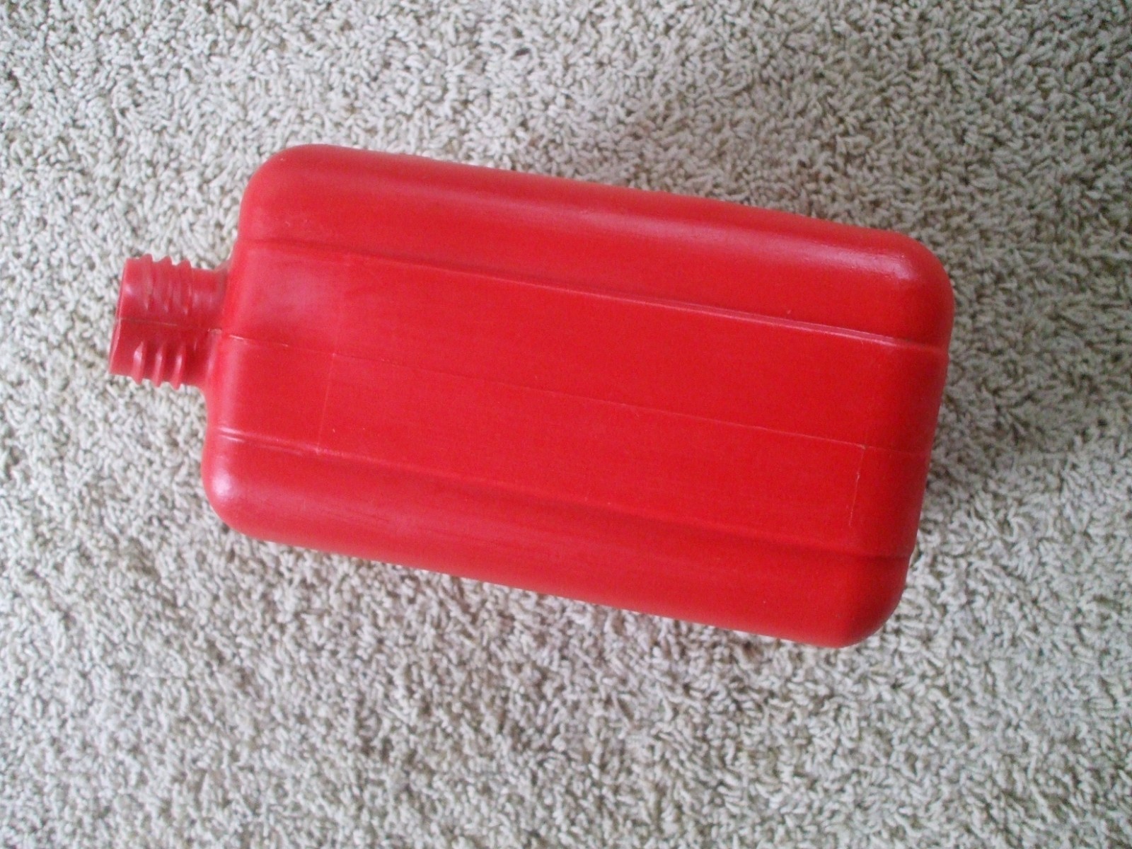 VINTAGE COVEY CORP. 1 GALLON POLY GAS CAN OKLA. USA