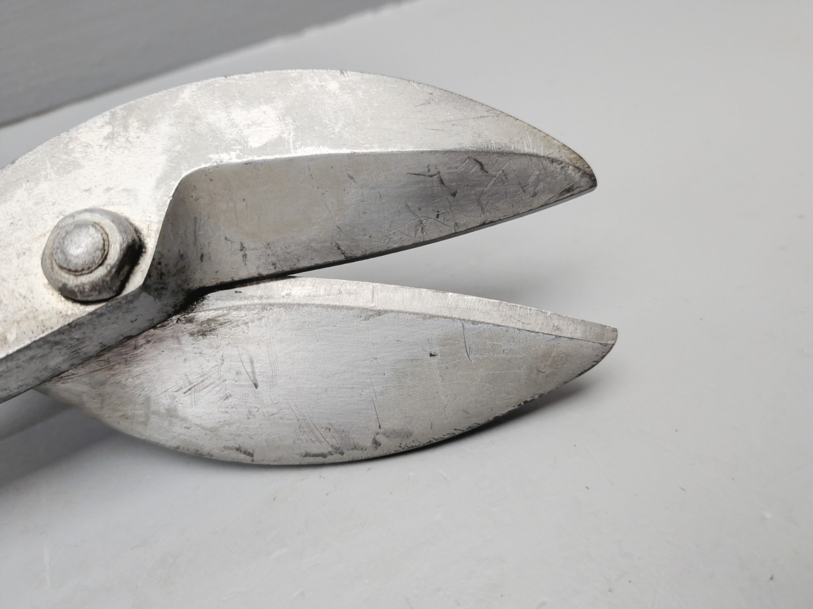 Crescent Tools Co. U416 16″ Tin Snips & Blue Grass Tin Snips 13″ Vintage, USA