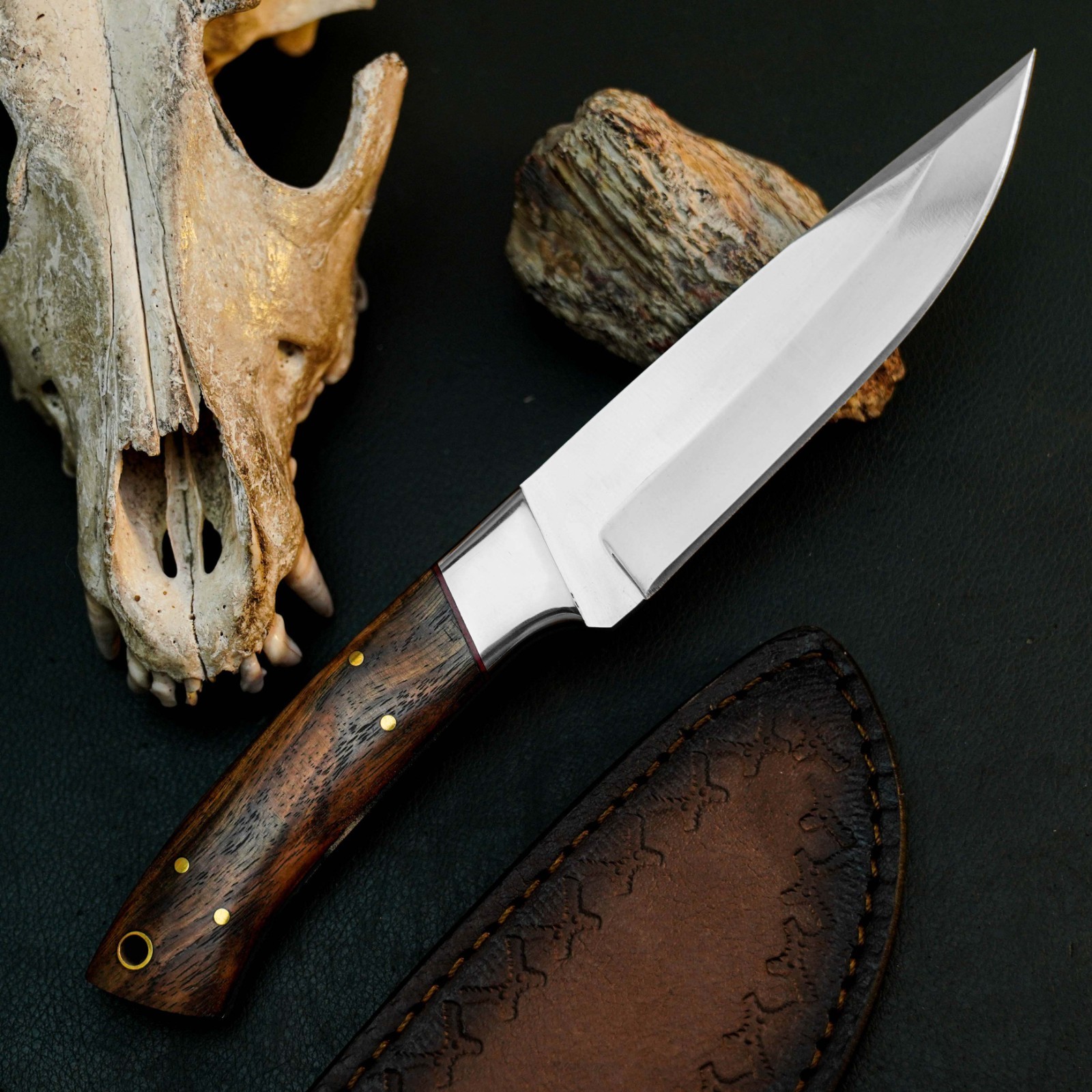 9.4″ D2 Skinning Hunting Knife Handmade Full Tang Wood Handle Leather Sheath