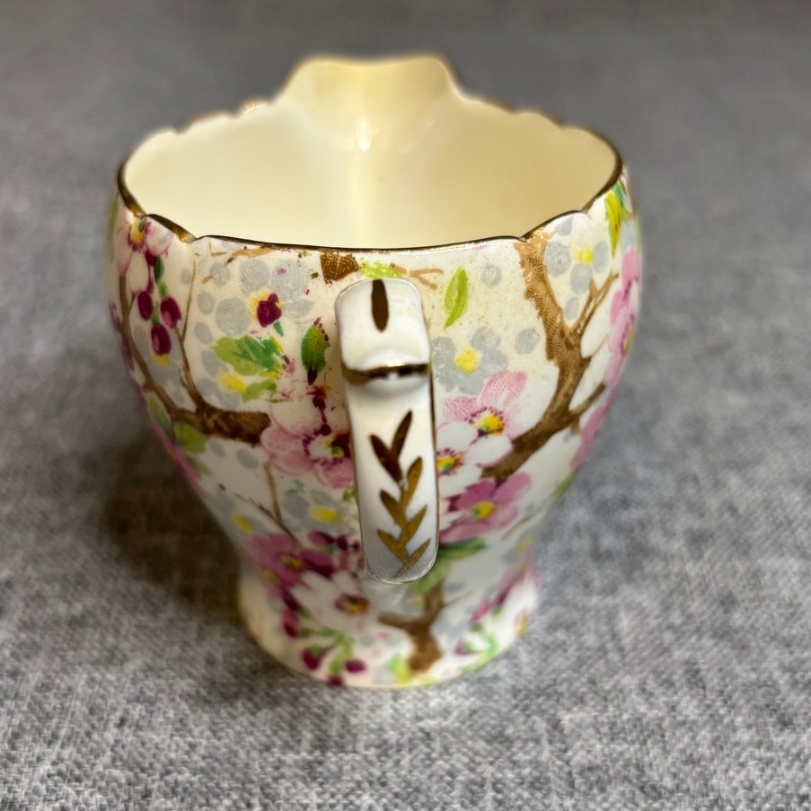 Shelley Maytime Fine Bone China made in England gold gild rim Vintage no. 823343