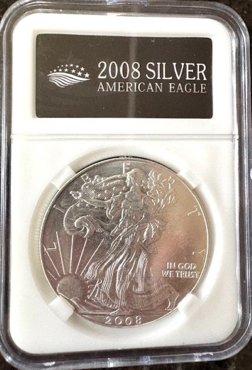 Silver Plated Clad Round Lady Liberty American Statue Liberty Eagle Dated 2008