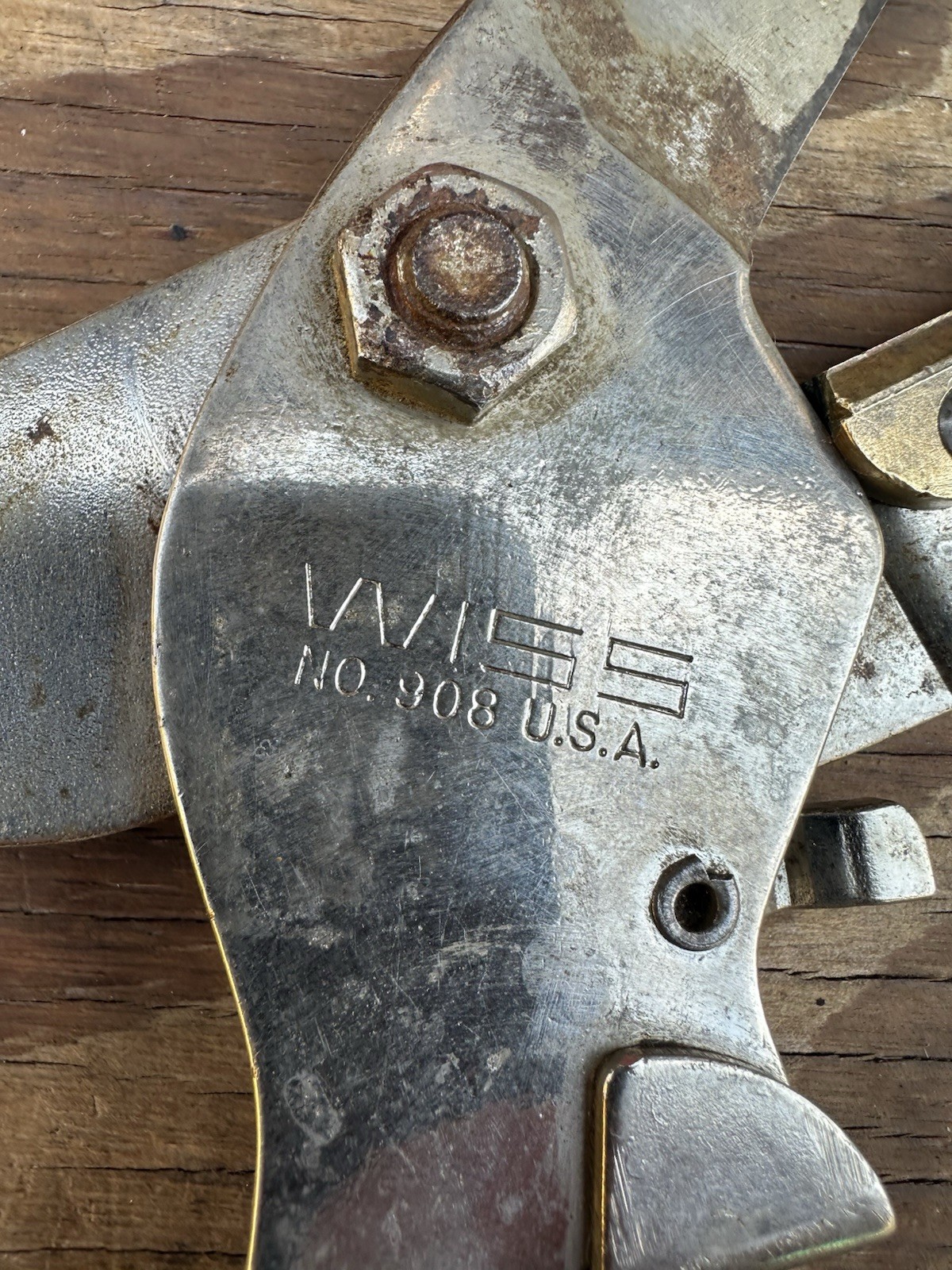 Vintage Wiss No. 908 Hand Pruner / Snips Tool Made in USA
