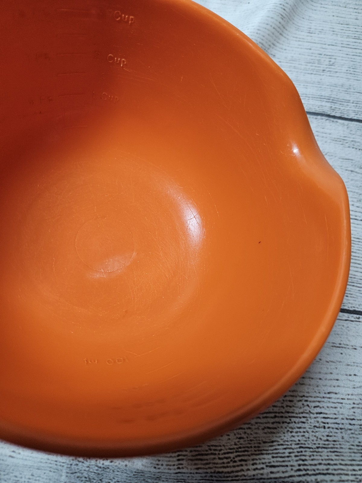Rubbermaid Orange 3-Cup Batter Bowl/Measuring Bowl #3004, Baking Holiday Meal