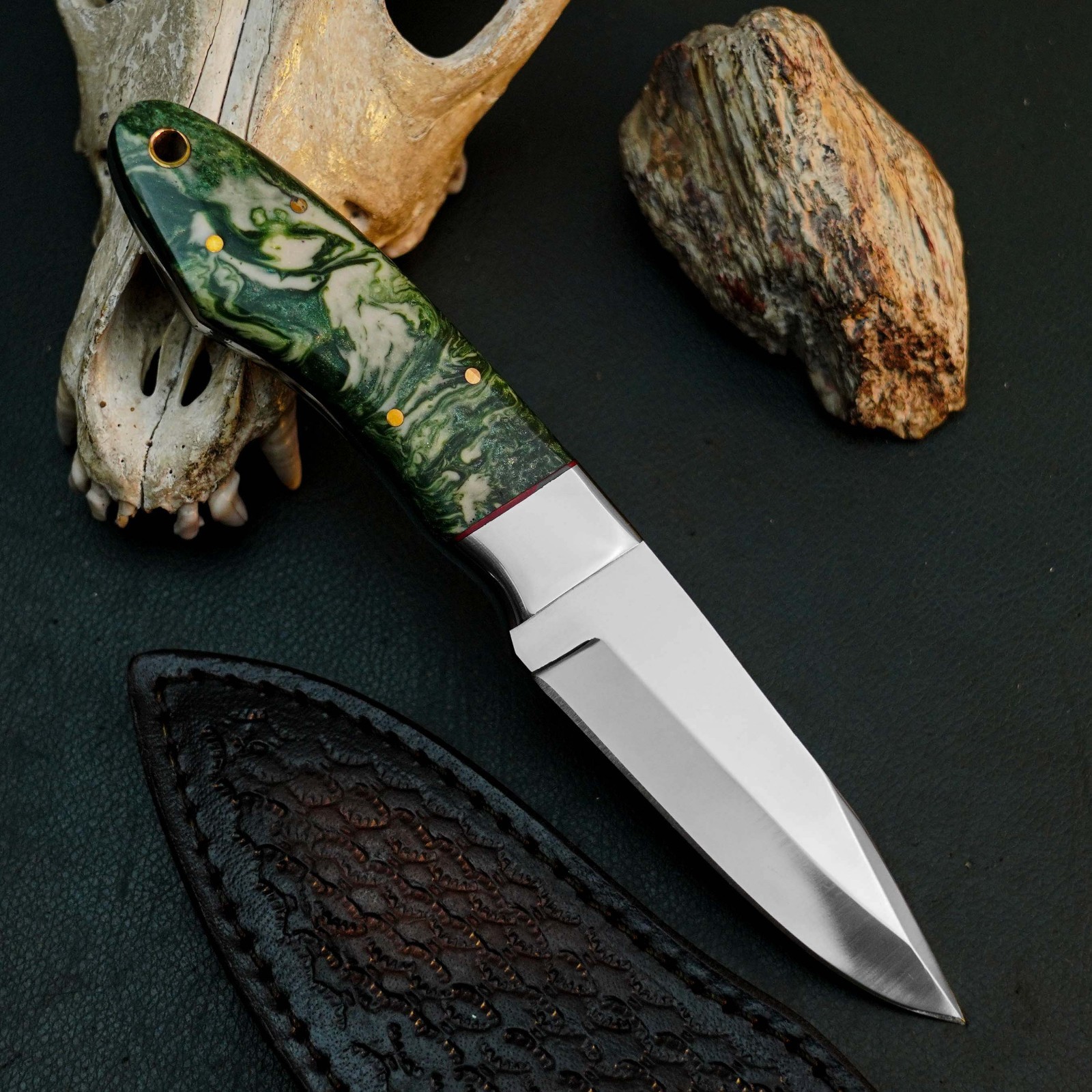 8.1″ D2 EDC Hunting Fixed Blade Knife Full Tang Resin Handle Leather Sheath