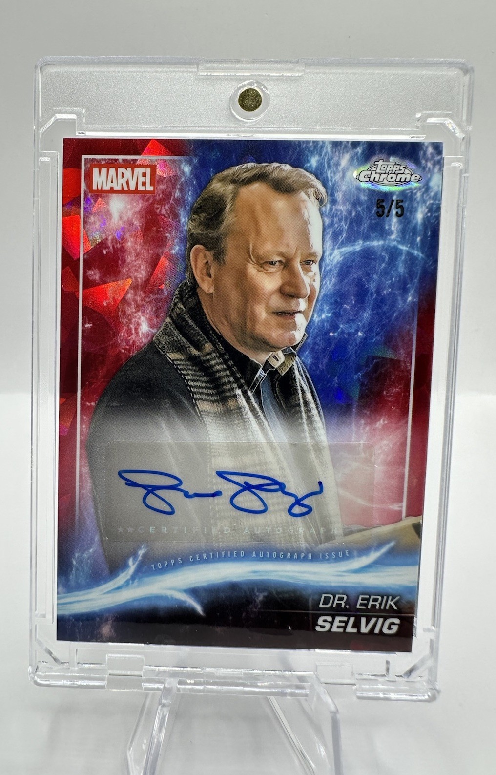 2025 Topps Marvel Sapphire Dr Erik Selvig Auto Stellan Skarsgard Red 5/5 Omega