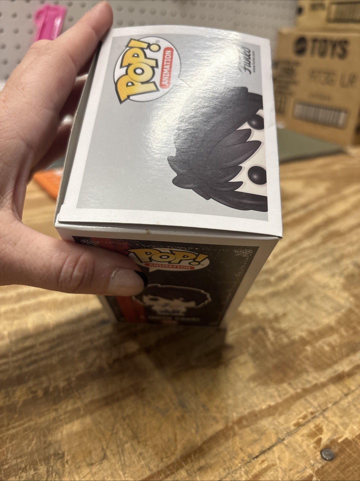 Funko Pop! Vinyl: Death Note – L (w/ Cake) – Hot Topic (Exclusive) #219