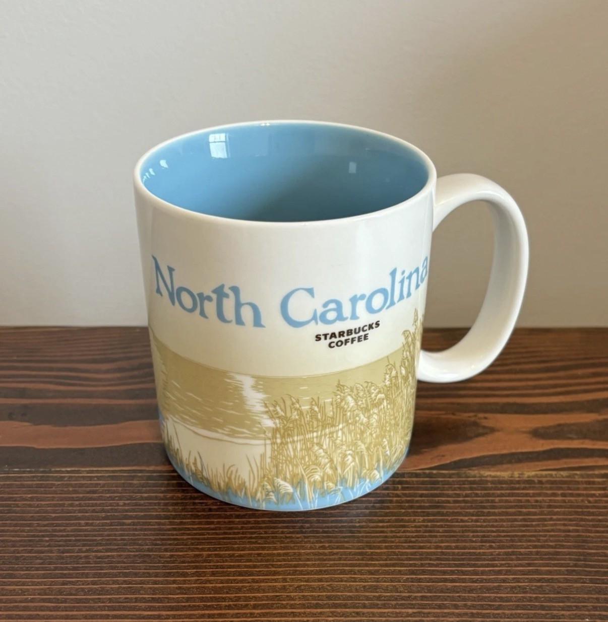 STARBUCKS North Carolina Blue Global Icon U.S. States Mug Retired Collectibles