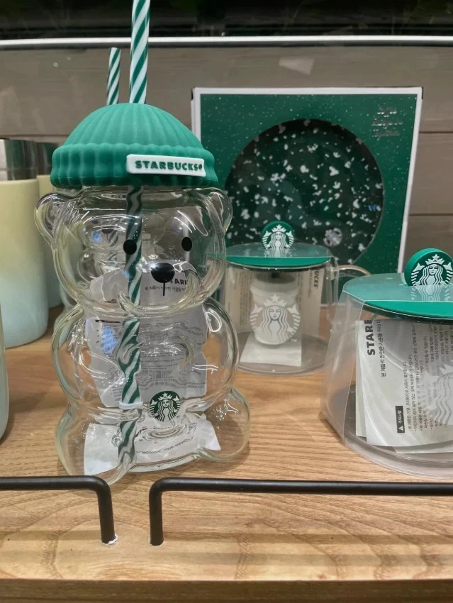 2025 Glass Starbucks Bearista Bear Cold Cup Holiday Limited Edition