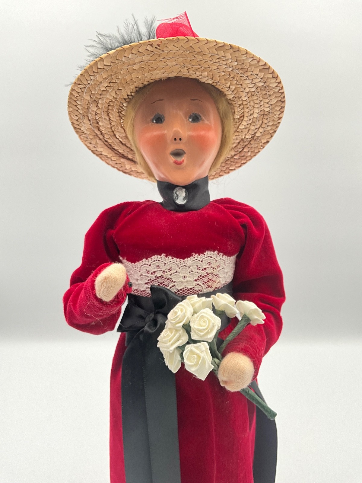 Byers Choice 2006 Valentine Lady in Red Velvet Dress & Black Bow w/ White Roses