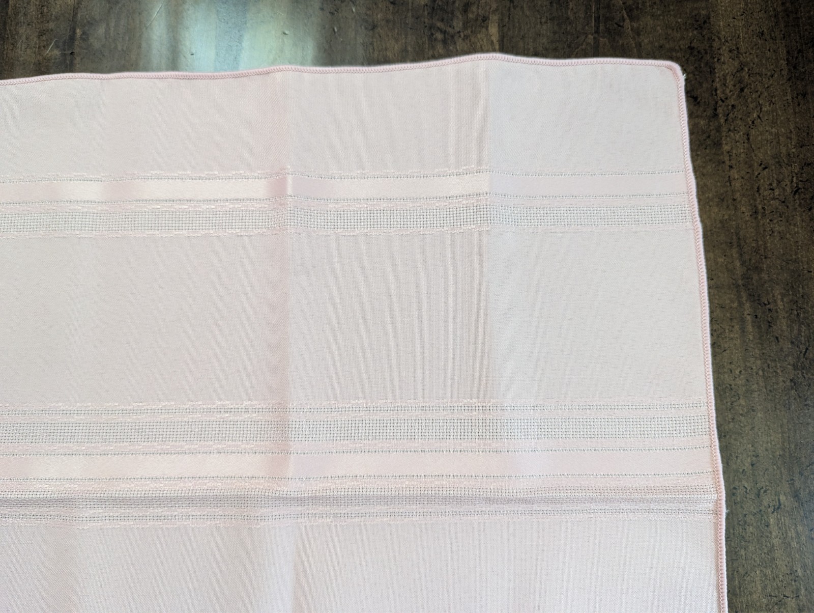 SET/4 VTG-USA DUSTY PINK 100%Polyester Dinner NAPKINS w/Damask weave stripes
