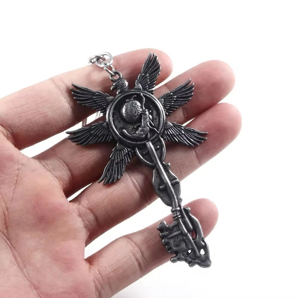 Resident Evil 8 Village Key Keychain Vintage Six-Winged Unborn Pendant Keyring