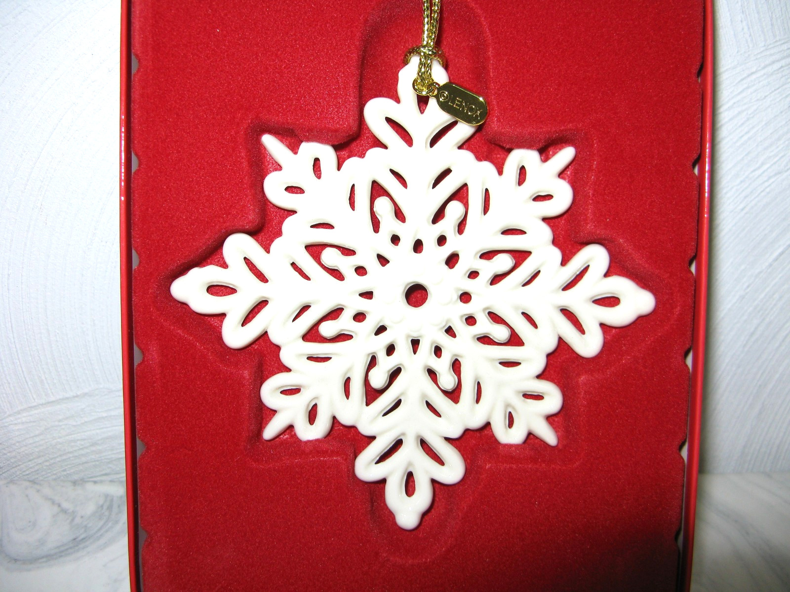 2019 Lenox Snow Fantasies Snowflake Porcelain Christmas Ornament