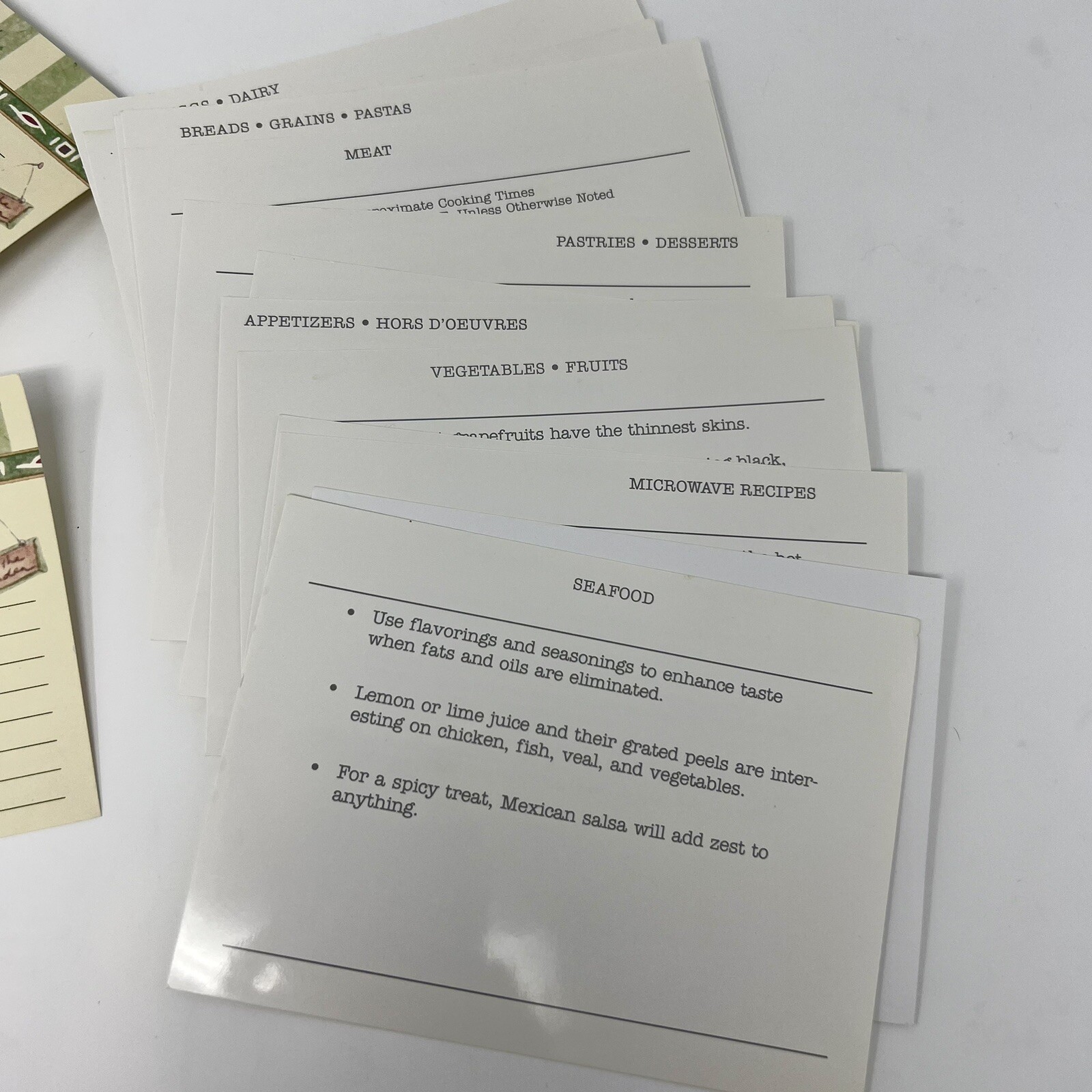 Pfaltzgraff Naturewood Recipe Box 38 Branded Recipe Cards 12 Separator Cards