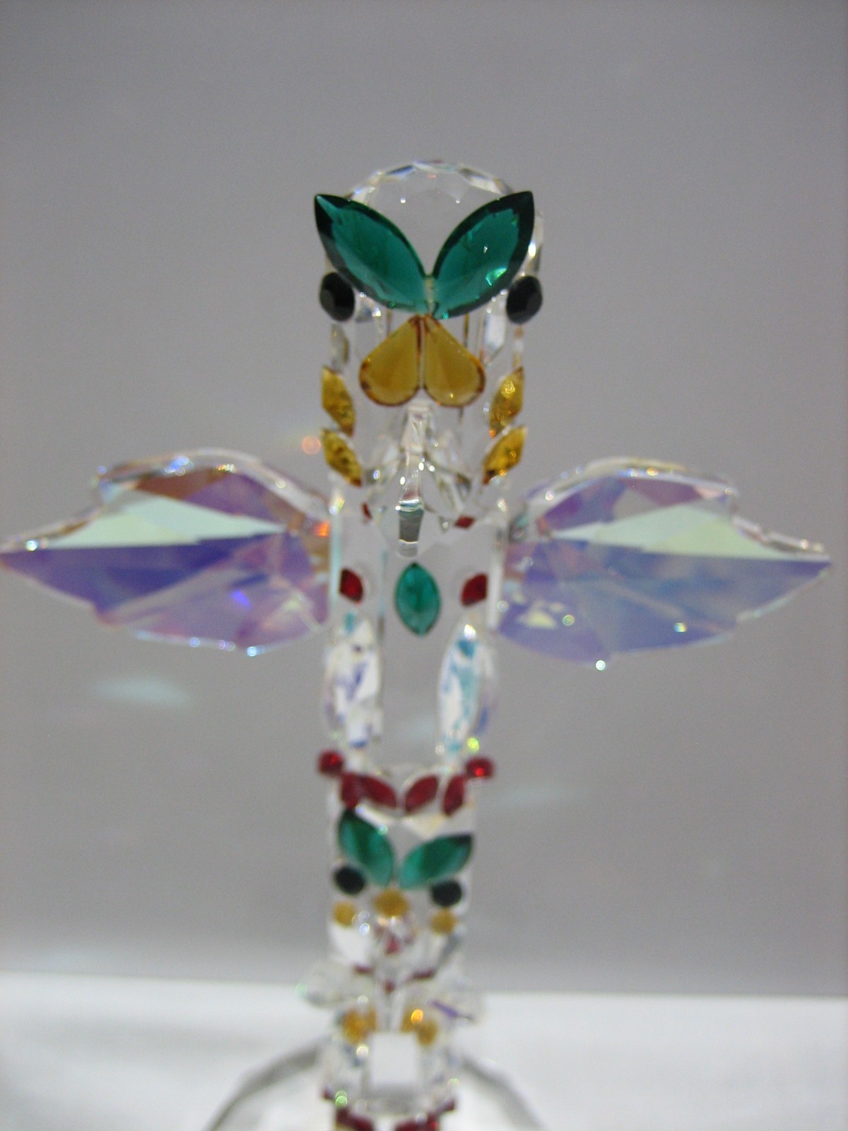 STUNNING CRYSTAL MULTI COLOR OWL 8″ ALASKAN TOTEM POLE