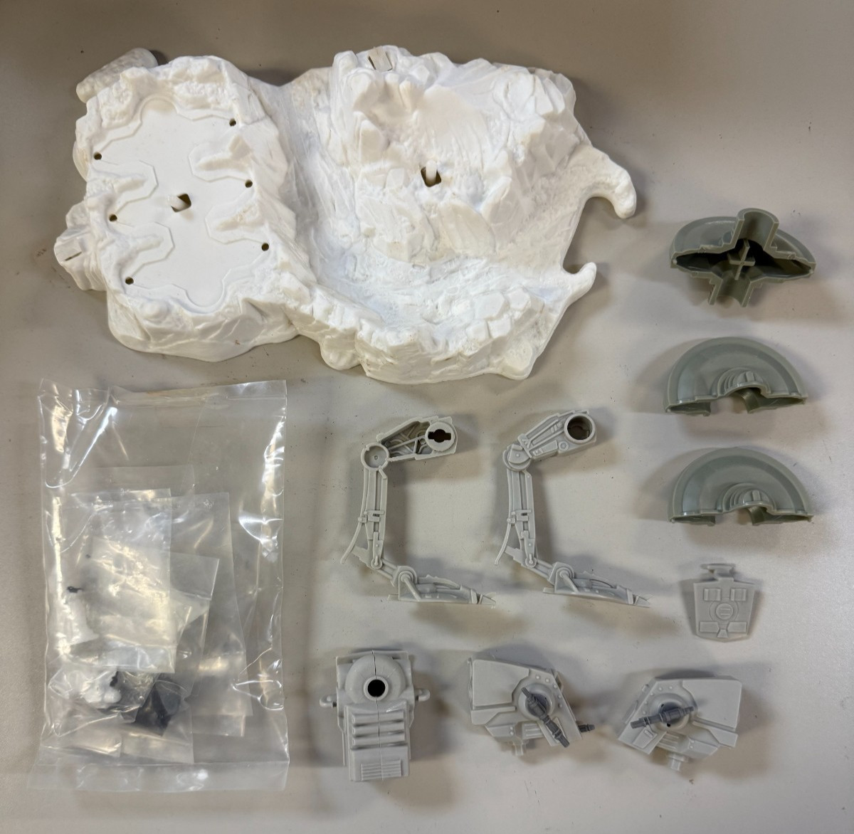 STAR WARS MICRO COLLECTION 1982 Kenner HOTH GENERATOR ATTACK