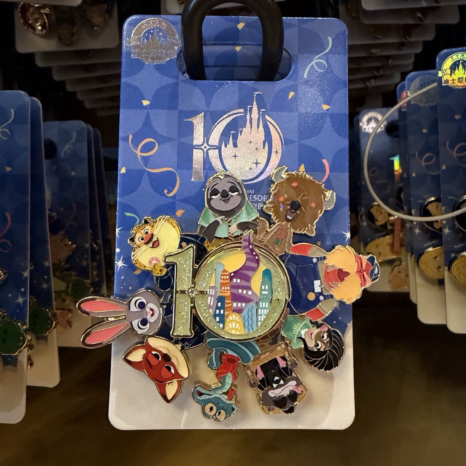 Shanghai Disney 10th Anniversary Spinner Series Zootopia Judy Nick Gary Pin