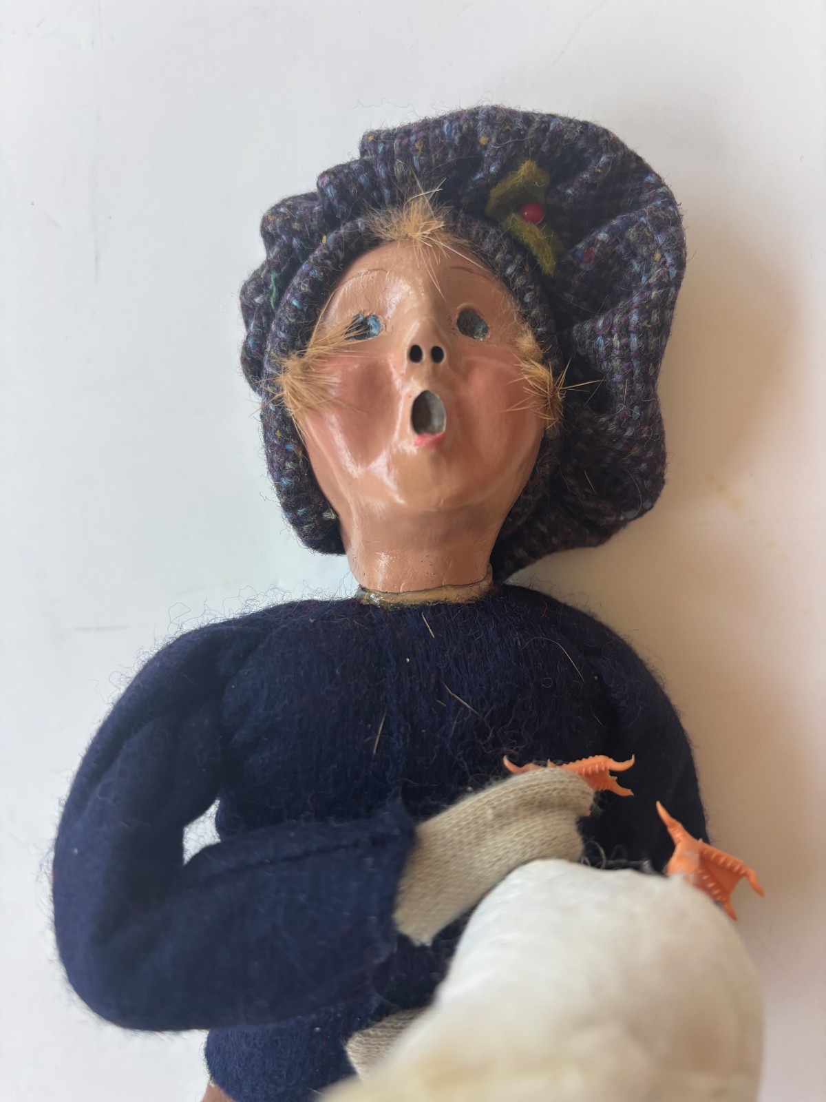 Byers Choice 1994 The Carolers – Boy with Goose