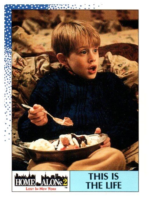 Topps 1992 Home Alone 2 Trading Card #24 Kevin McCallister Movie Still