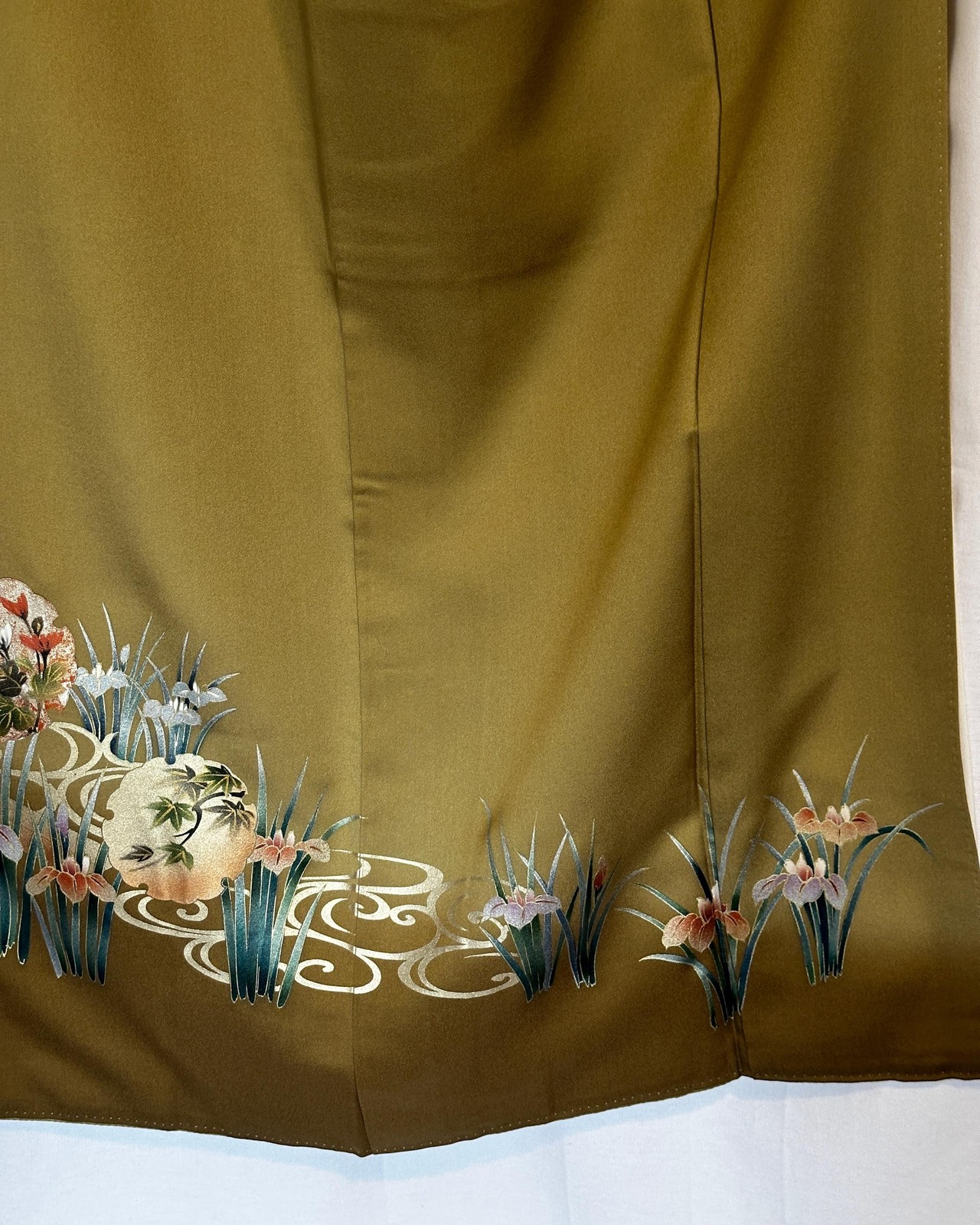 Vintage Silk Irotomesode Kimono: Mustard Yellow Floral Daffodil Painting